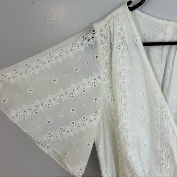 NWT Joie White Eyelet Lace Short Sleeve Belted Faux Wrap Midi Dress Size 4 - Picture 4 of 11